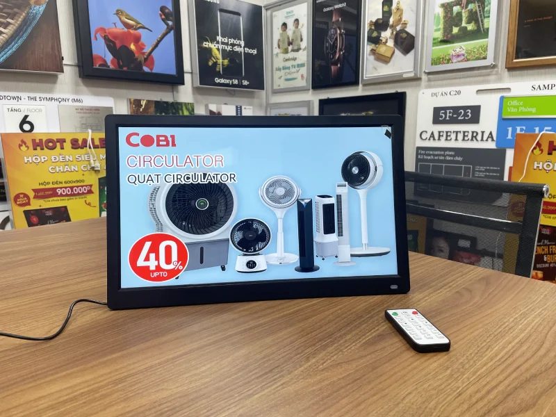 màn hình quảng cáo LCD 17 inches