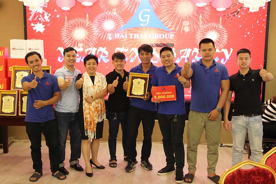 tập thể xuất sắc của Công ty Tân Hải Thái