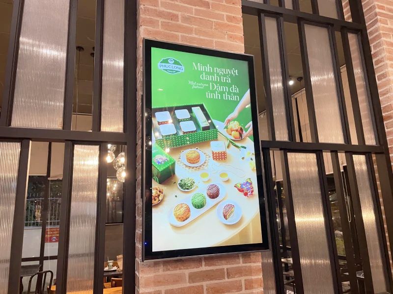 Màn Hình Quảng Cáo LCD Treo Tường 43"